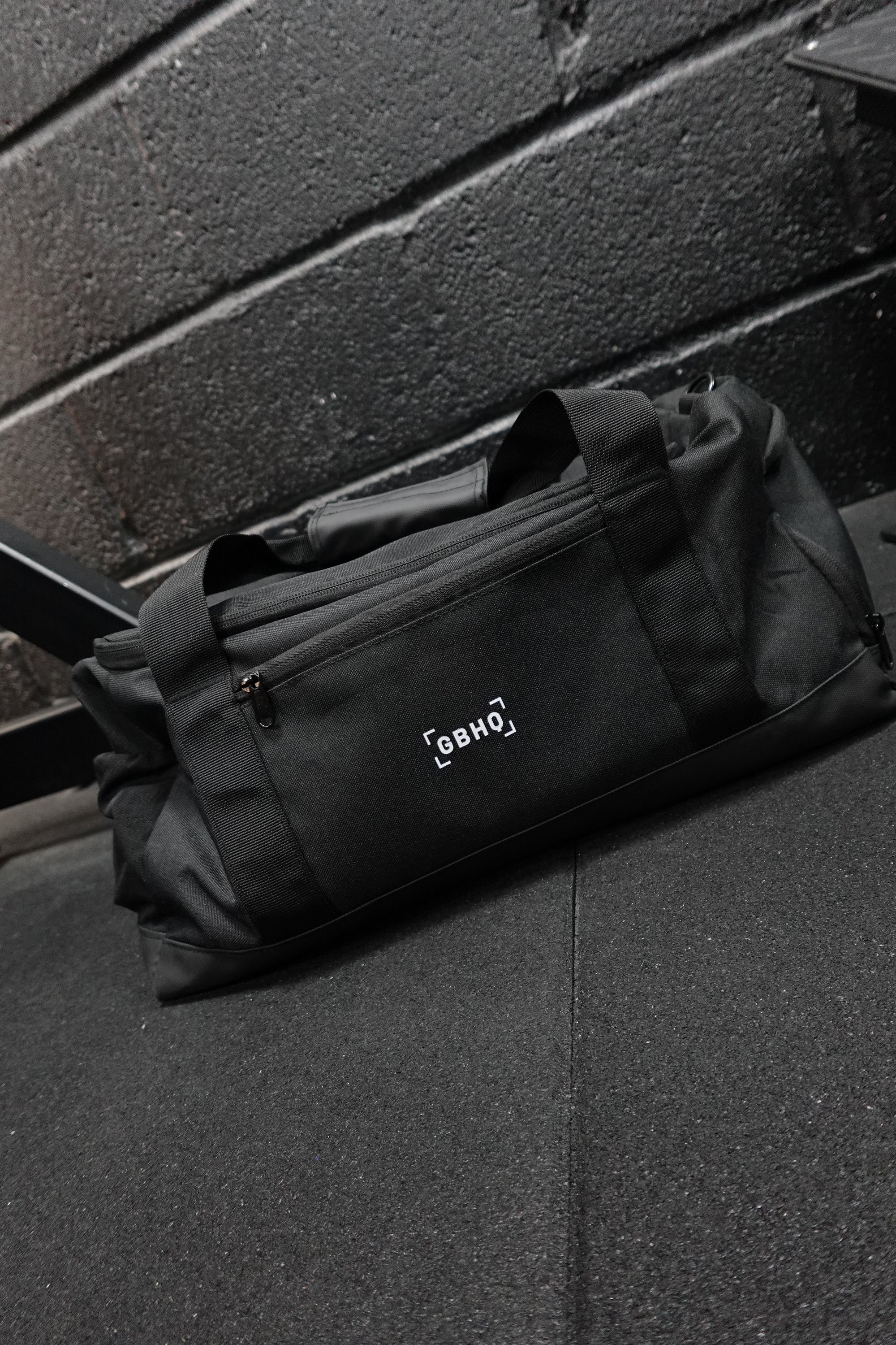 [GBHQ] Gym Holdall Black