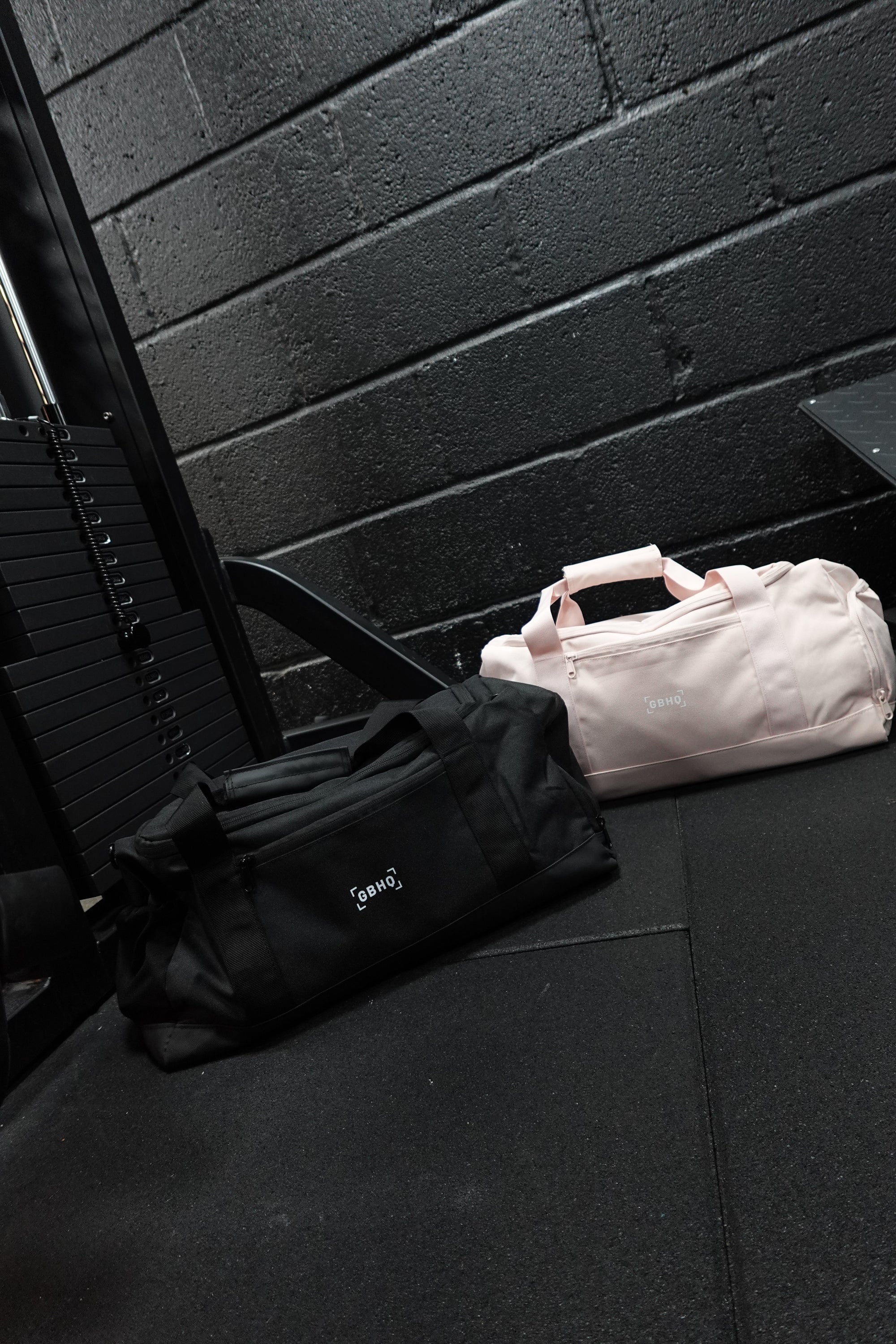 [GBHQ] Gym Holdall Black