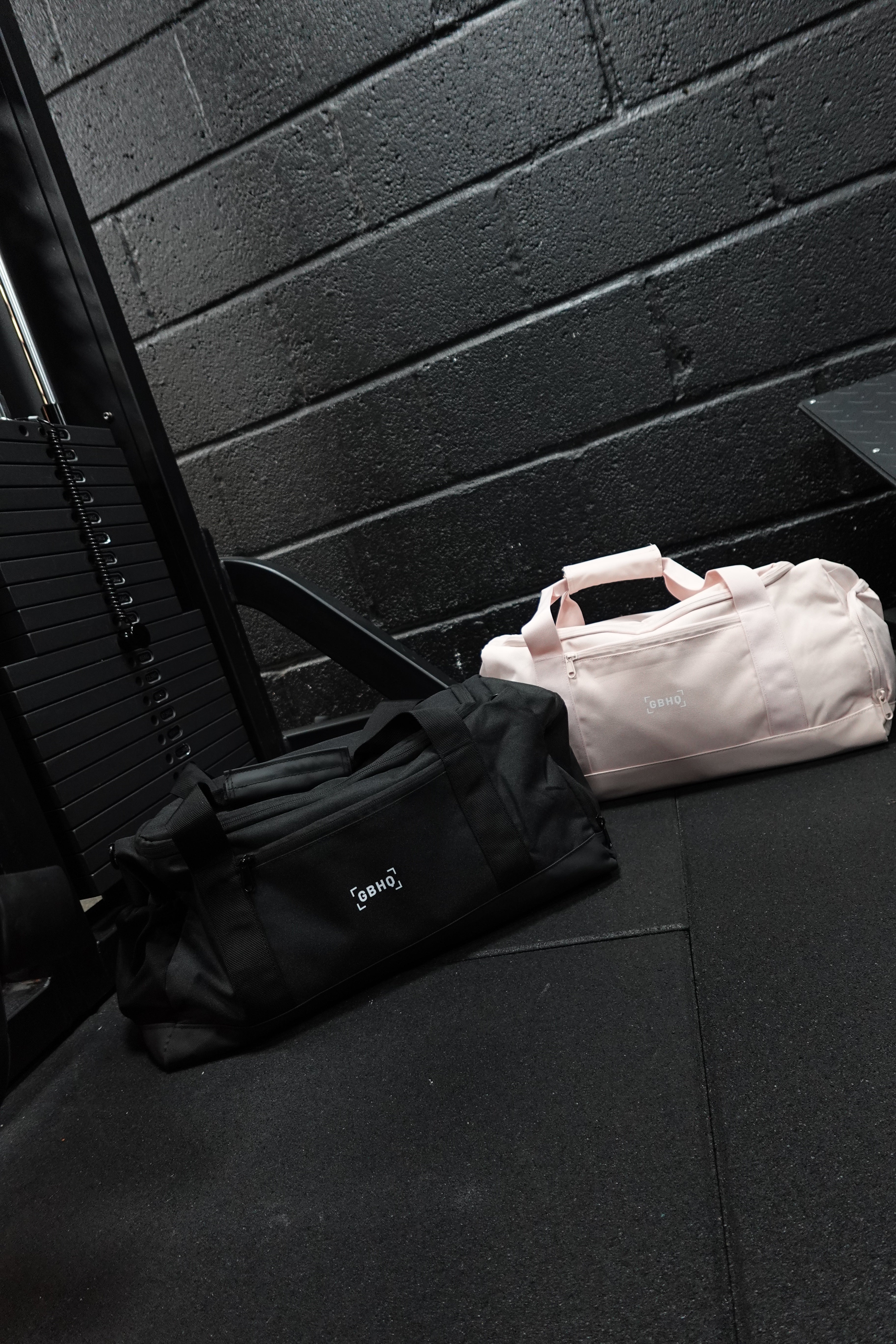 [GBHQ] Gym Holdall Black